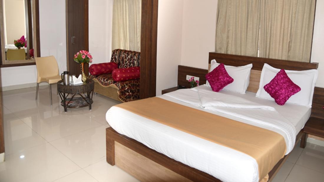 Hotel New Bell Inn Bangalore Exterior photo